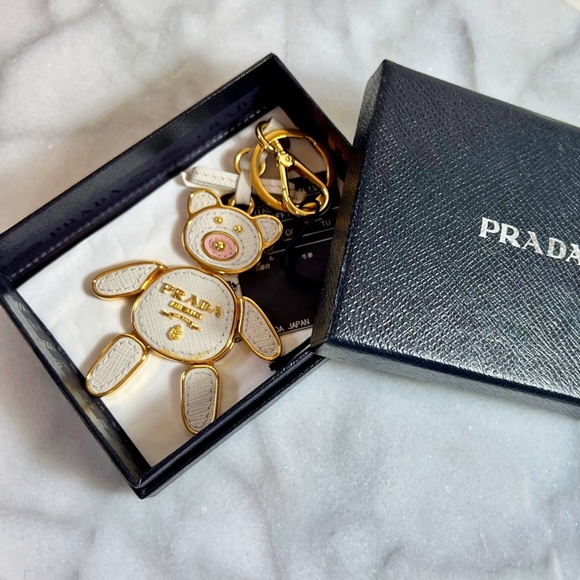 |SOLD| Prada Rare Saffiano Leather White & Pink Bear Trick Bag Charm - Picture 7 of 11